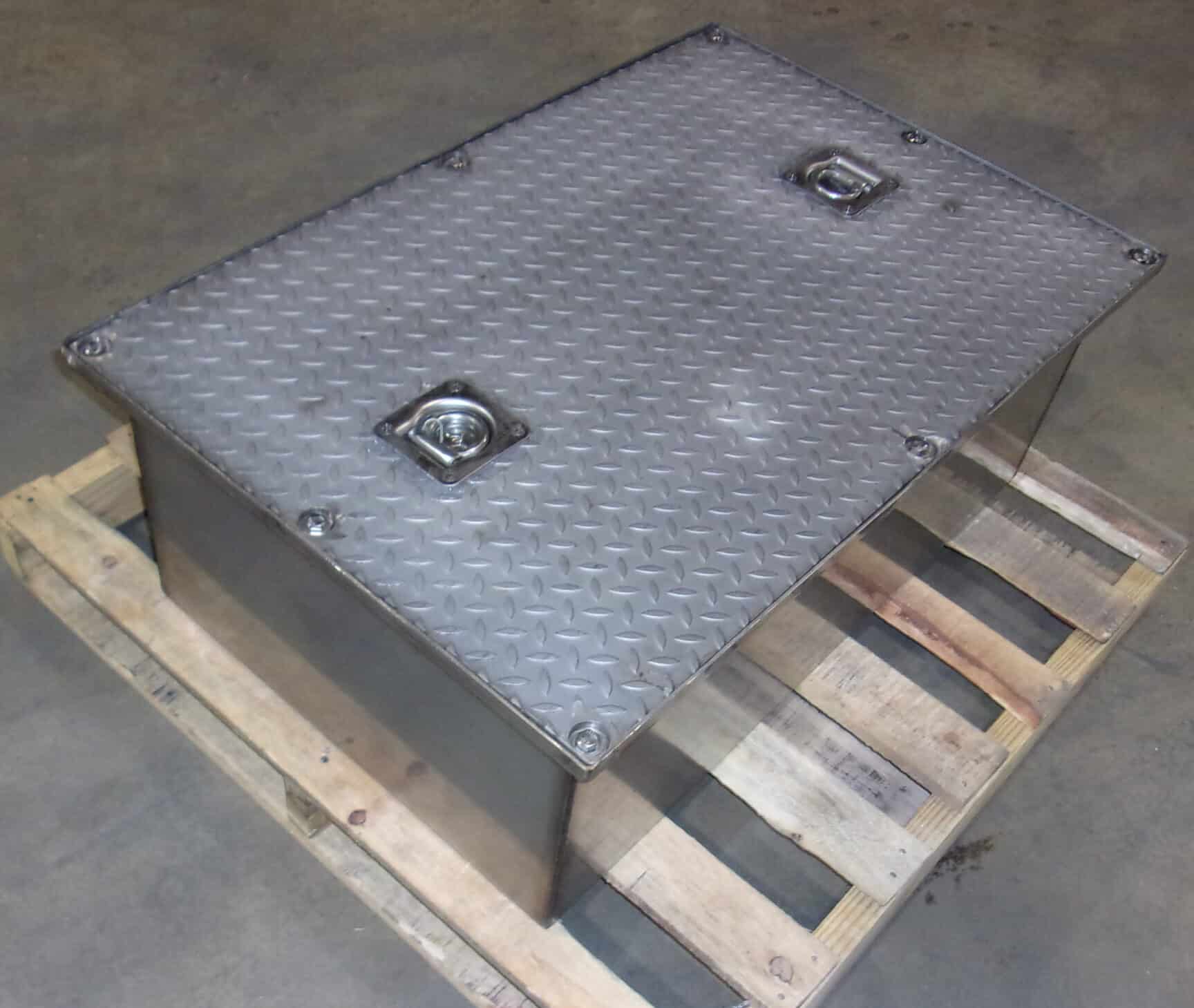 SQUARE GRAVEL GUARD COVER AND FRAME