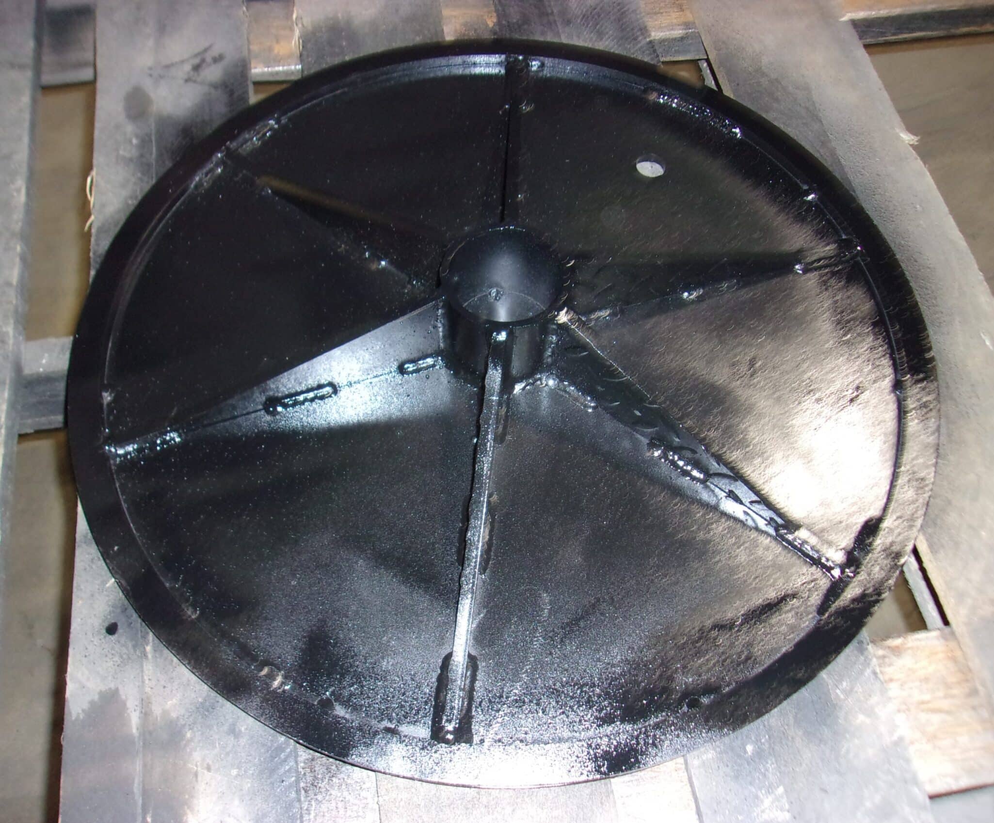 heavy duty sewer cover
