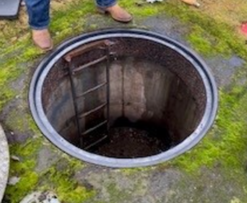 Manhole Edge