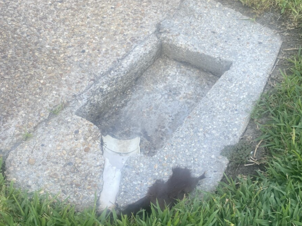 Drain Hole